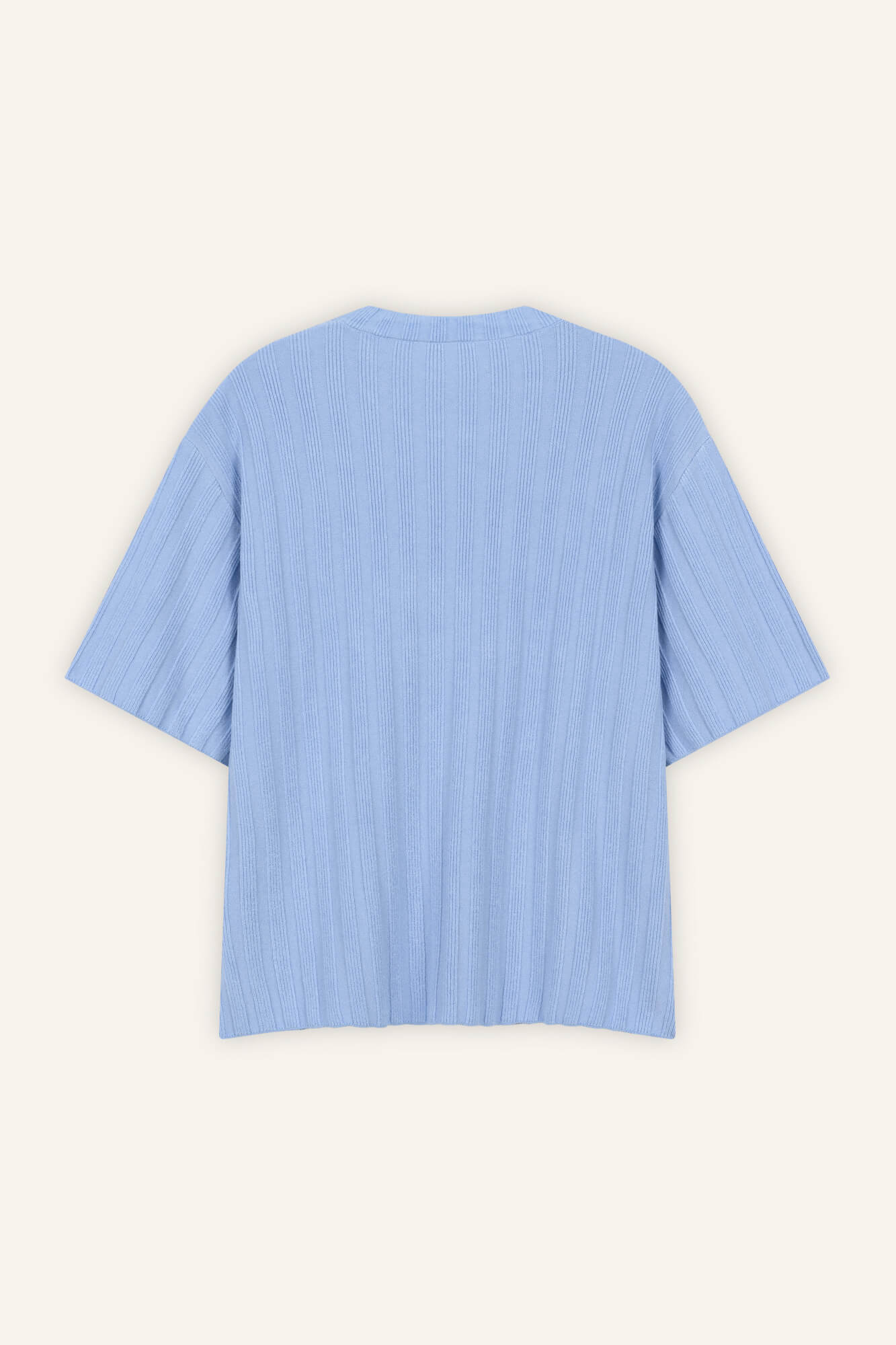 T-Shirt Romy in Hellblau von hinten by VIVAL.STUDIO