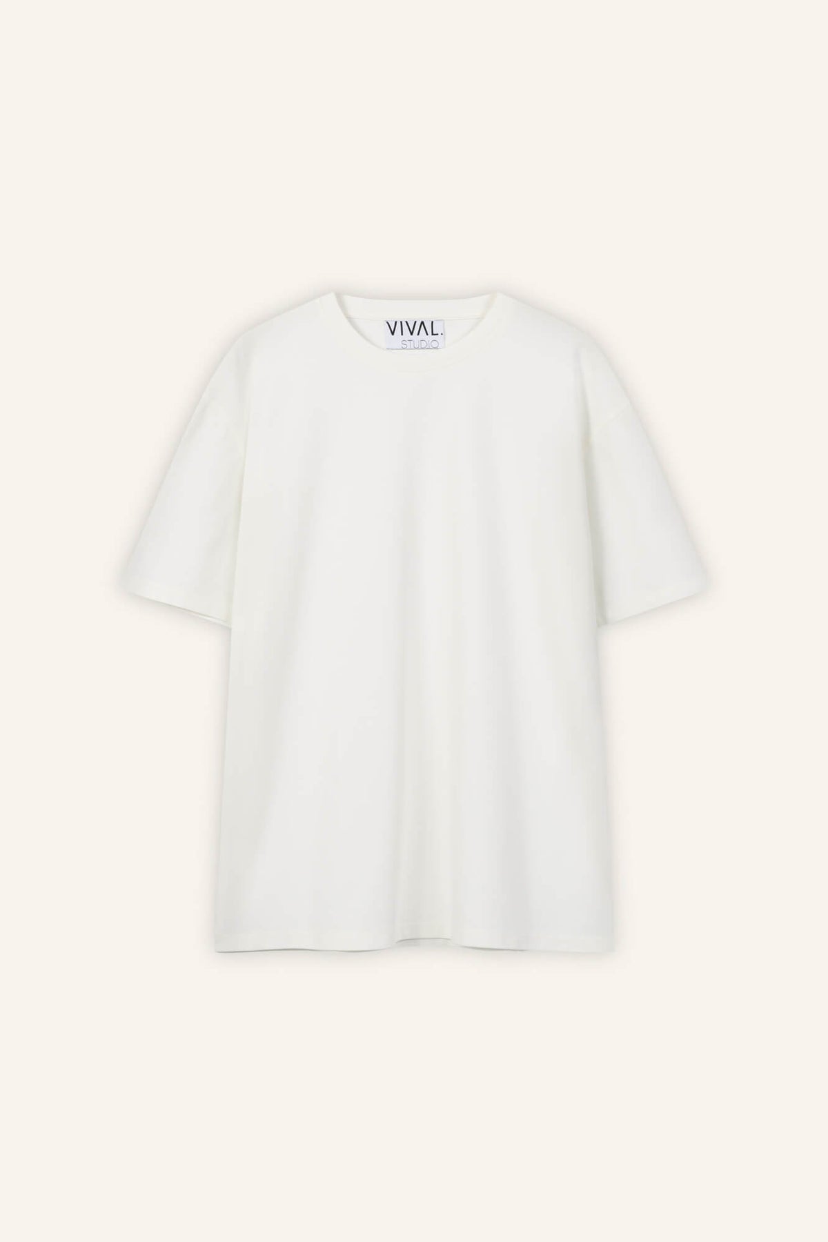 T-Shirt Zou in Offwhite von vorne by VIVAL.STUDIO