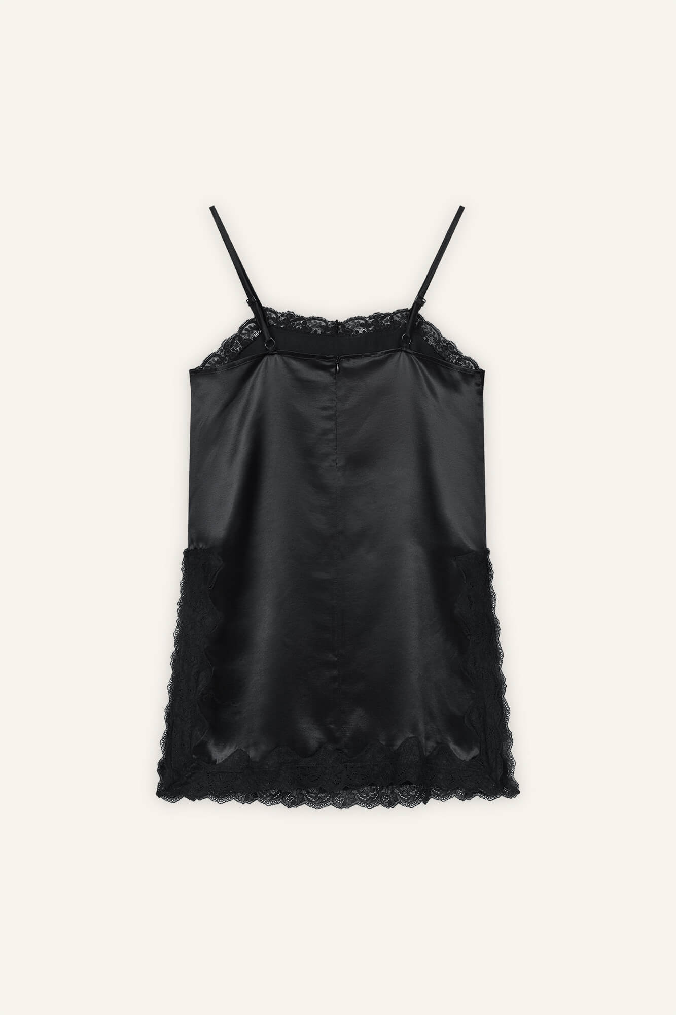 Top Lacie in Schwarz von hinten by VIVAL.STUDIO