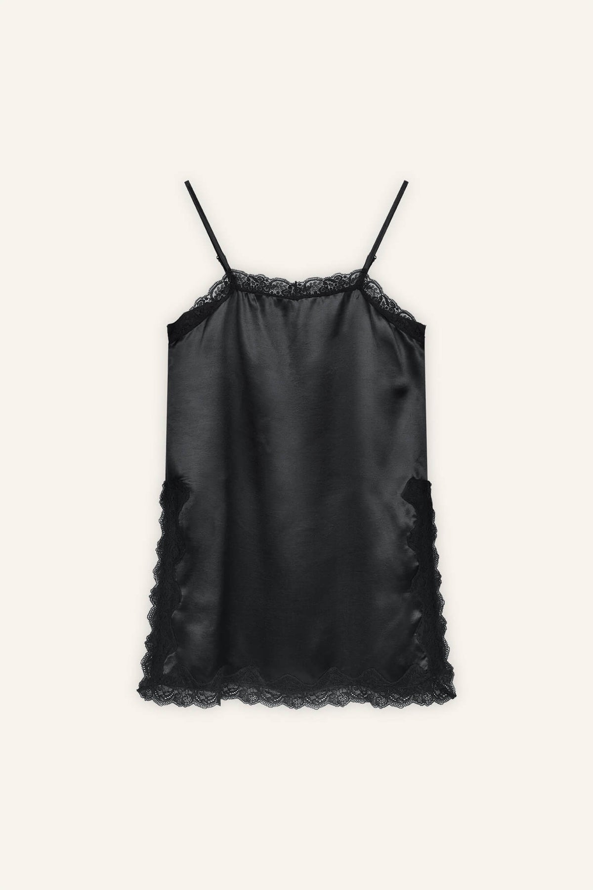 Top Lacie in Schwarz von vorne by VIVAL.STUDIO