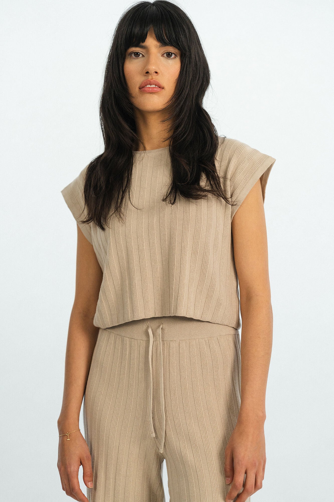 Top Romy in Oatmeal von vorne by VIVAL.STUDIO