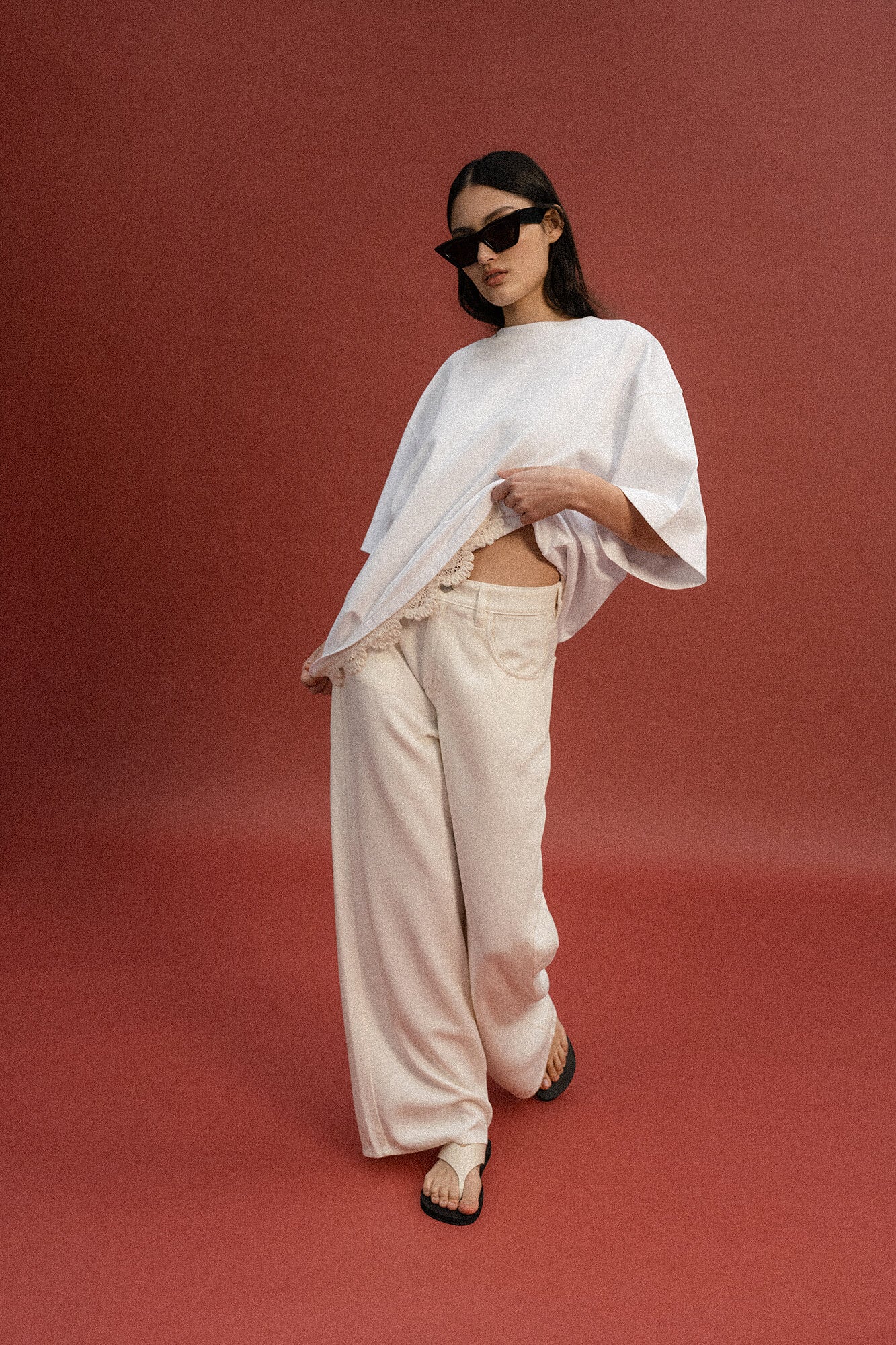 T-Shirt Sue in Weiß mit Crochet by VIVAL.STUDIO