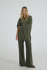 Langarmshirt Romy in Oliv Video by VIVAL.STUDIO