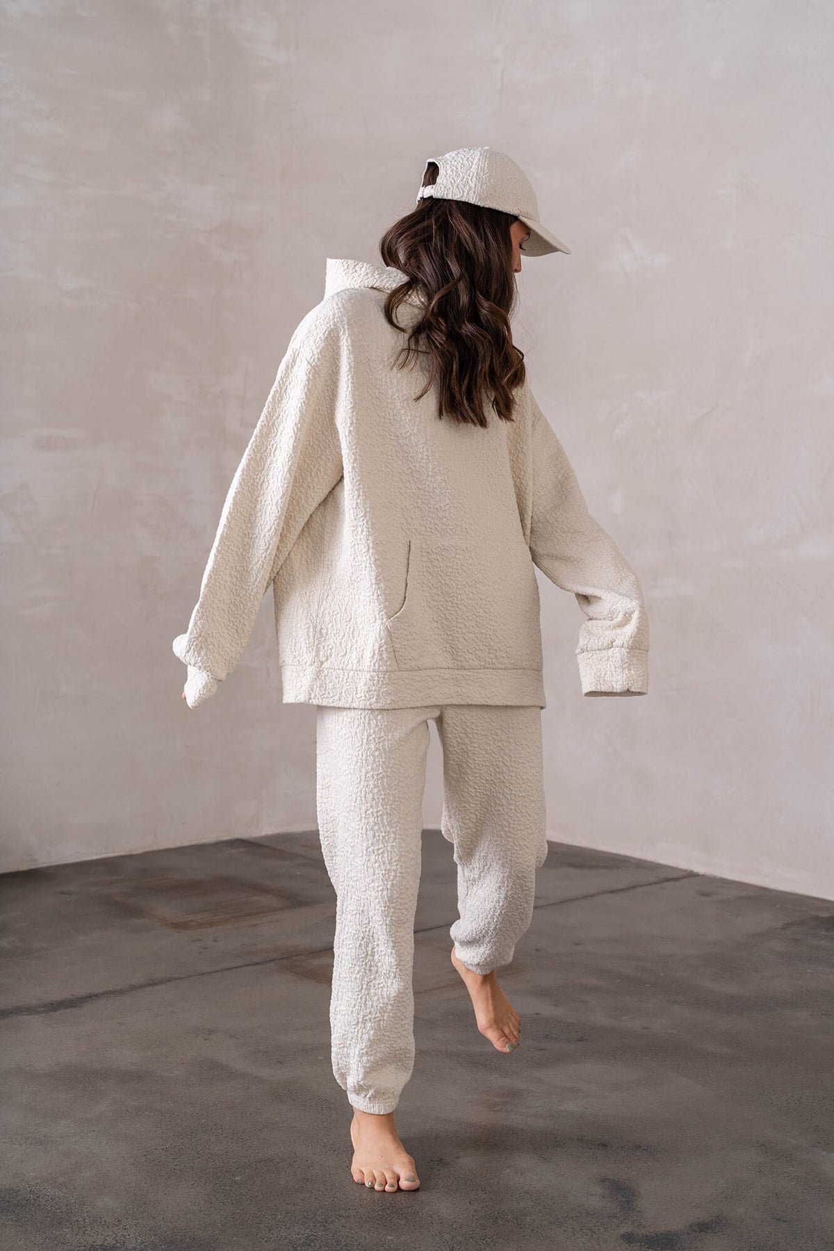 Hoodie Popcorn in beige by VIVAL.STUDIO