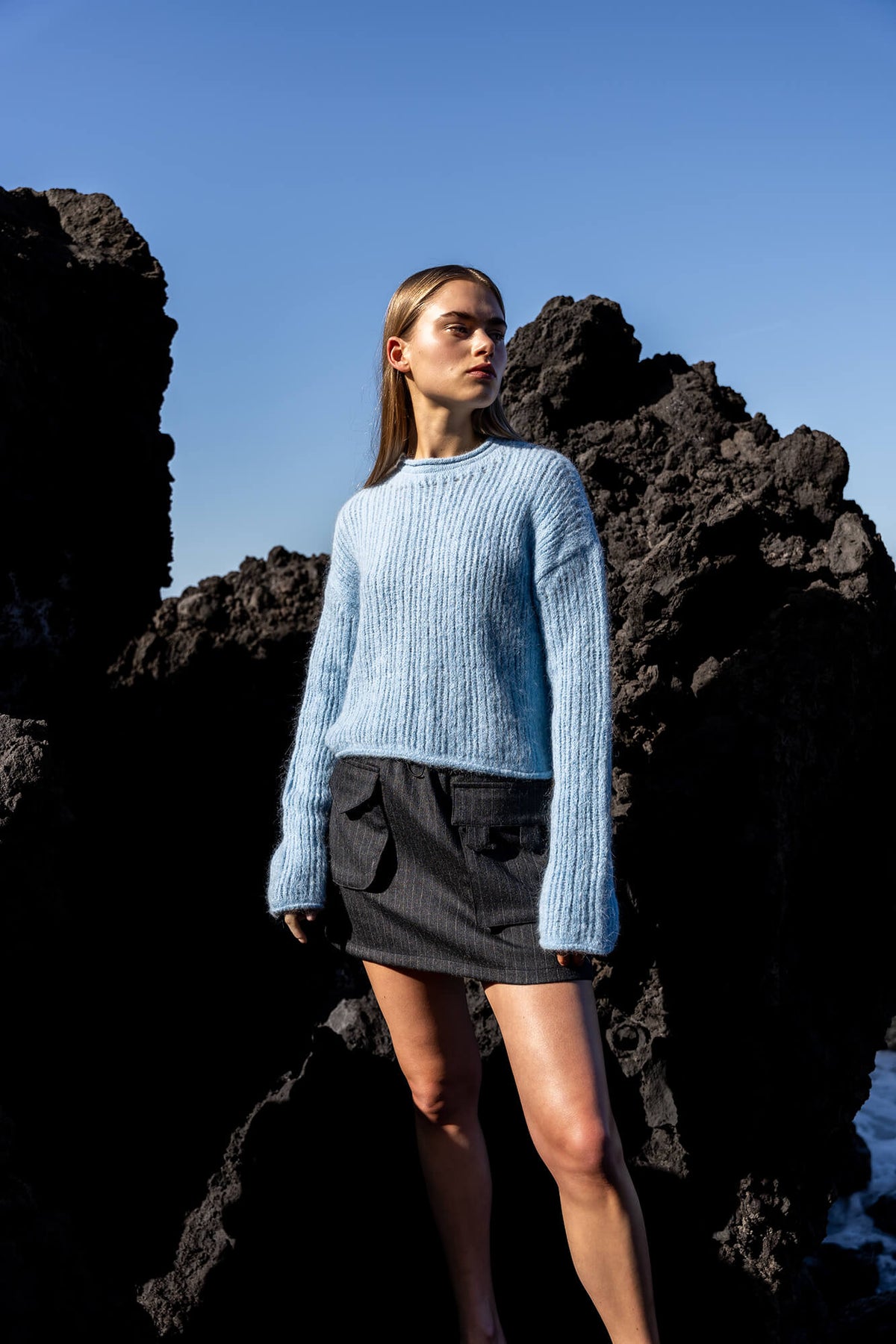 Pullover Pya in blau by VIVAL.STUDIO