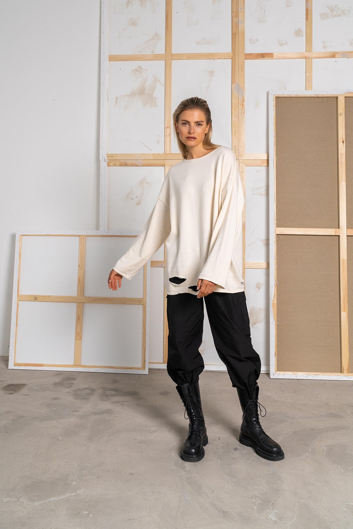 Pullover Sophia in beige by VIVAL.STUDIO